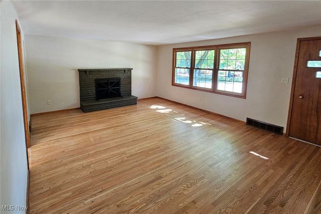 1805 Dunkeith Drive NW, Canton, OH 44708