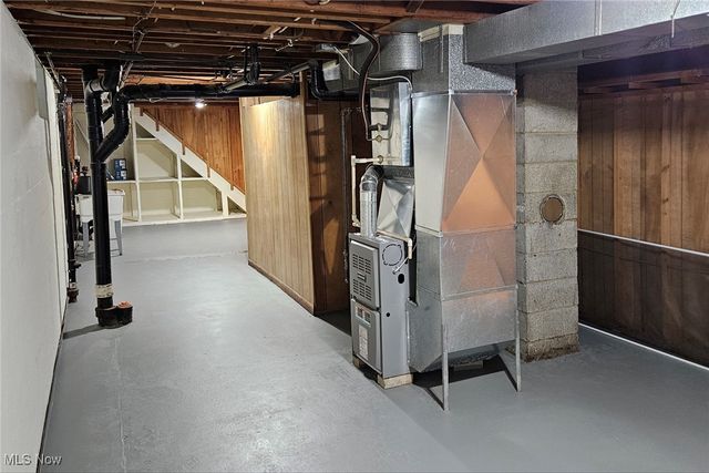 1805 Dunkeith Drive NW, Canton, OH 44708