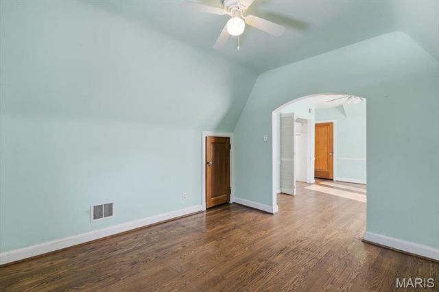 72 Bellerive Acres, Normandy, MO 63121