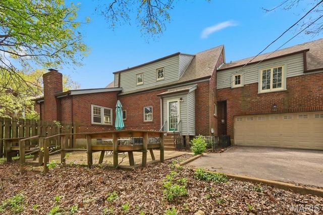 72 Bellerive Acres, Normandy, MO 63121