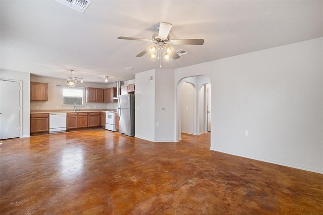7101 Thannas WAY, Austin, TX 78744