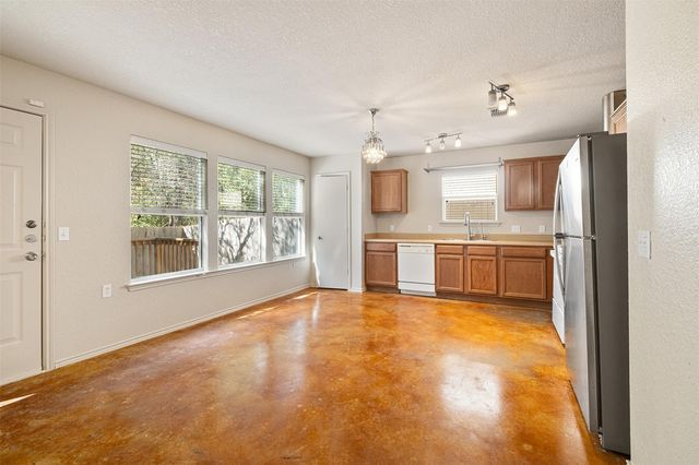 7101 Thannas WAY, Austin, TX 78744