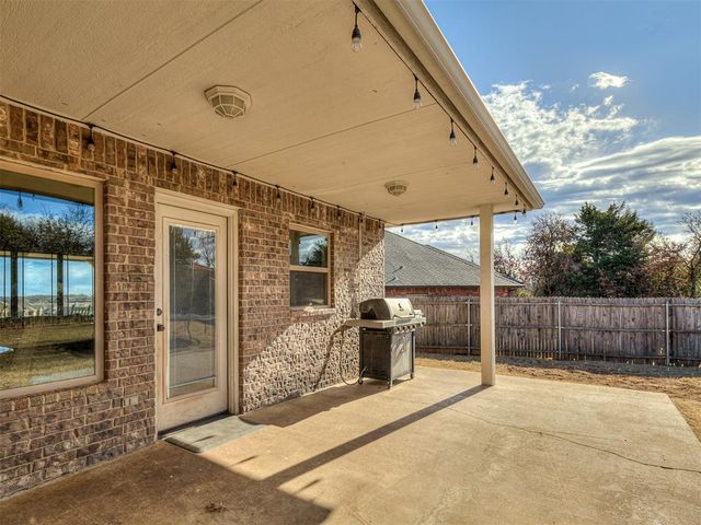 20518 Autumn Trail, Harrah, OK 73045