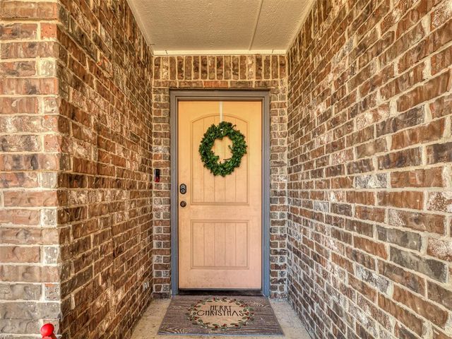 20518 Autumn Trail, Harrah, OK 73045