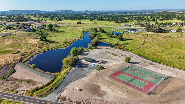 1986 Village Dr, Ione, CA 95640