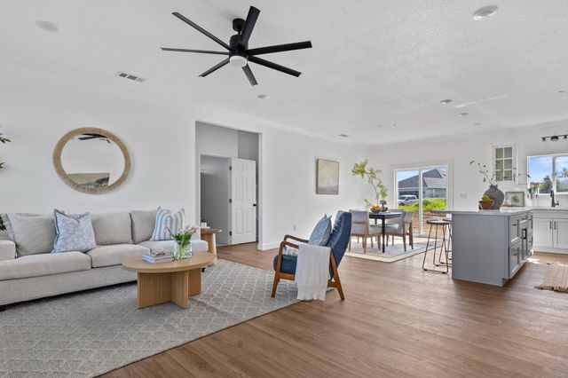 1986 Village Dr, Ione, CA 95640