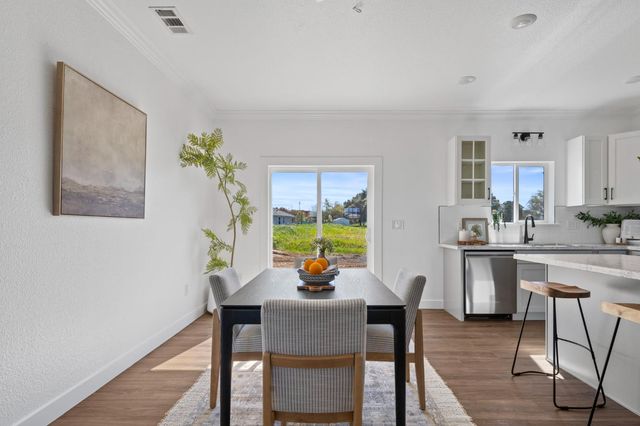 1986 Village Dr, Ione, CA 95640