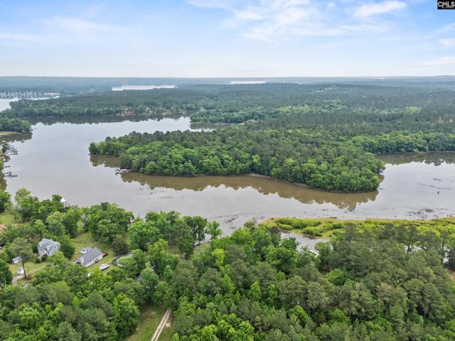 2241 Wateree Estates Road, Winnsboro, SC 29180