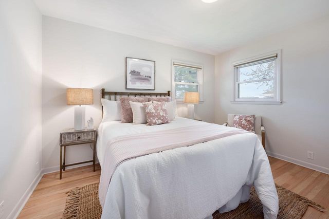 19065 North Hills DRIVE, Brookfield, WI 53045