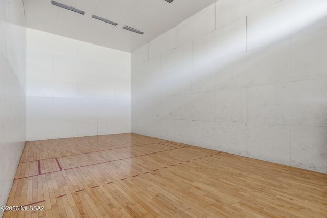 1810 E Blacklidge Dr Apt 121, Tucson, AZ 85719