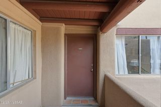 1810 E Blacklidge Dr Apt 121, Tucson, AZ 85719