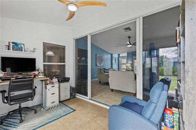 1208 NW 15th PL, Cape Coral, FL 33993
