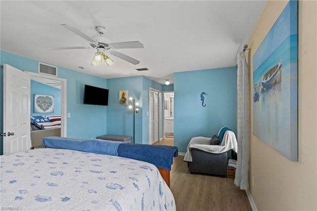 1208 NW 15th PL, Cape Coral, FL 33993