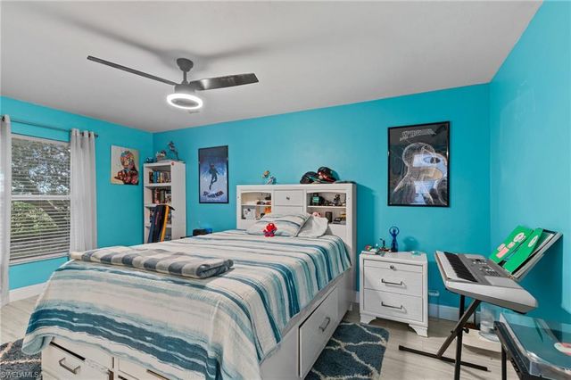 1208 NW 15th PL, Cape Coral, FL 33993