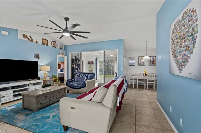 1208 NW 15th PL, Cape Coral, FL 33993