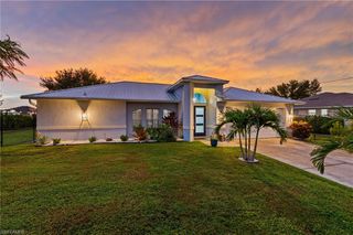 1208 NW 15th PL, Cape Coral, FL 33993