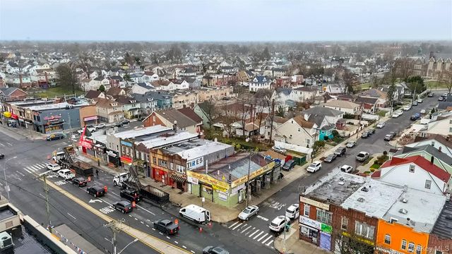 21842 Hempstead Avenue, Queens Village, NY 11429