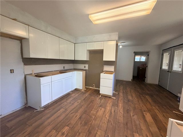 162 Little Missouri Road, Jane, MO 64856