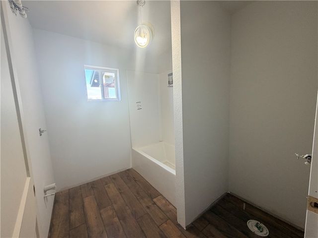 162 Little Missouri Road, Jane, MO 64856