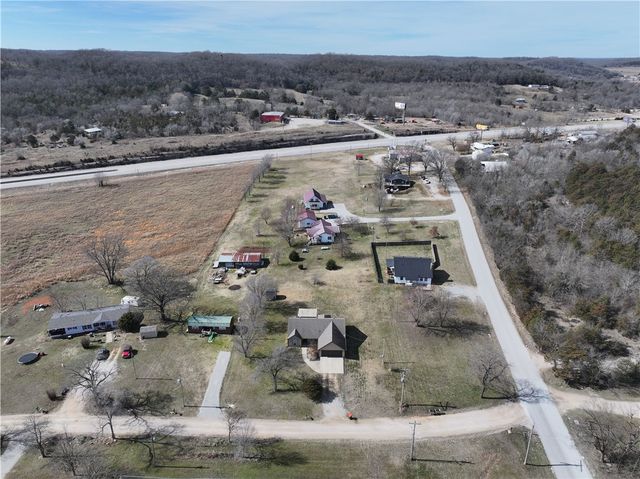 162 Little Missouri Road, Jane, MO 64856