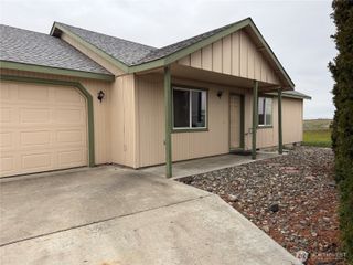 1403 S Husky Drive, Moses Lake, WA 98837