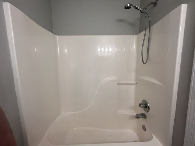 366 Brook Mead Dr, Clarksville, TN 37042