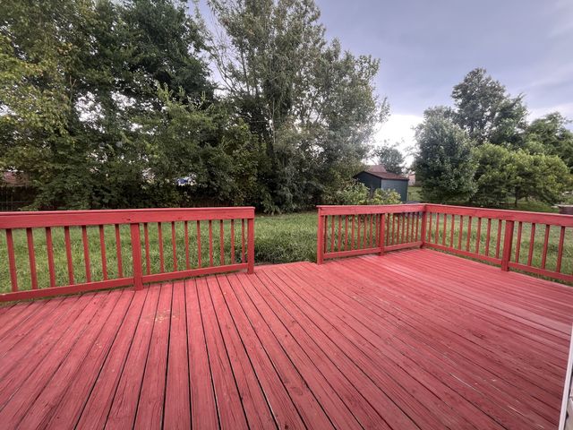 366 Brook Mead Dr, Clarksville, TN 37042