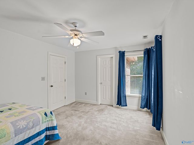 10021 Windy Wood Drive SE, Huntsville, AL 35803