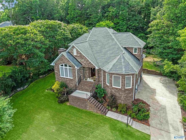 10021 Windy Wood Drive SE, Huntsville, AL 35803