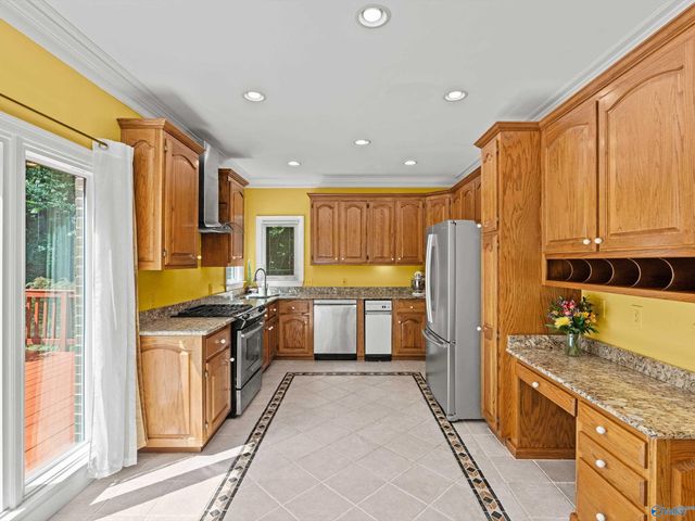 10021 Windy Wood Drive SE, Huntsville, AL 35803
