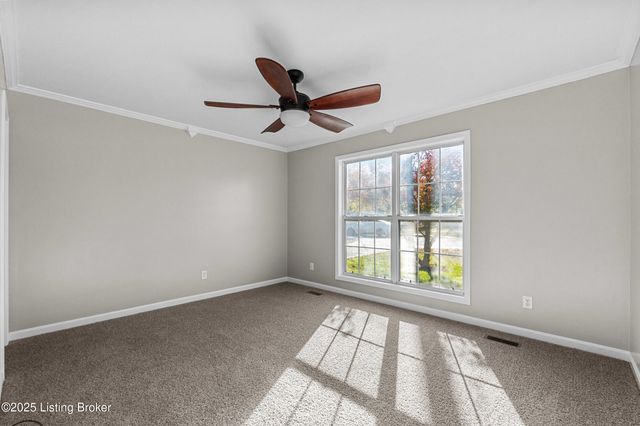 3719 Selma Ave, Louisville, KY 40218