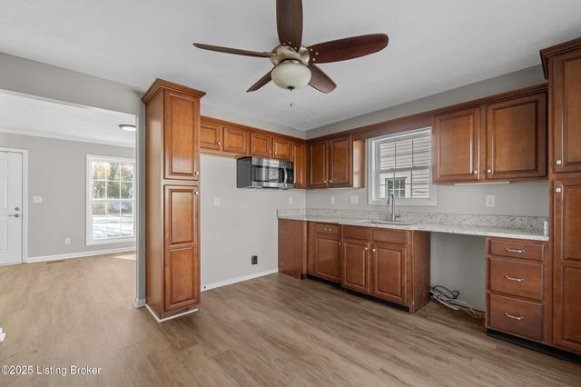 3719 Selma Ave, Louisville, KY 40218