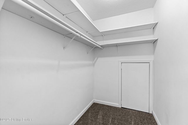 3719 Selma Ave, Louisville, KY 40218