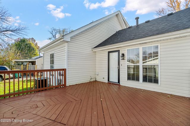 3719 Selma Ave, Louisville, KY 40218