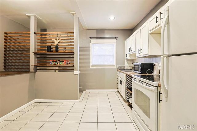 4660 Dewey Avenue, St Louis, MO 63116