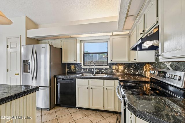 9697 UNDERWOOD Court, Jacksonville, FL 32221