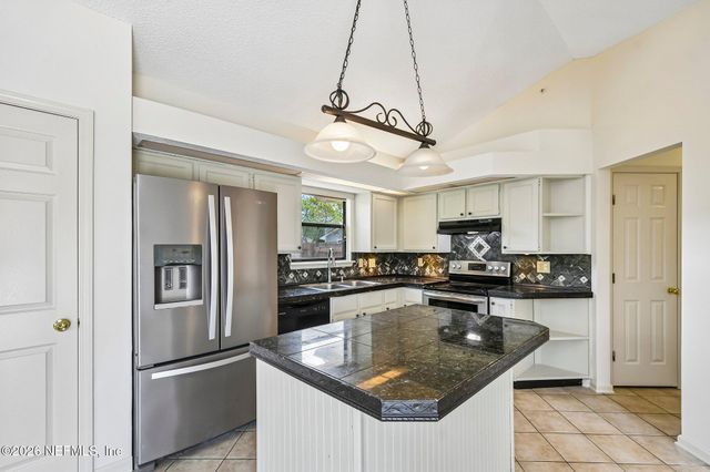 9697 UNDERWOOD Court, Jacksonville, FL 32221