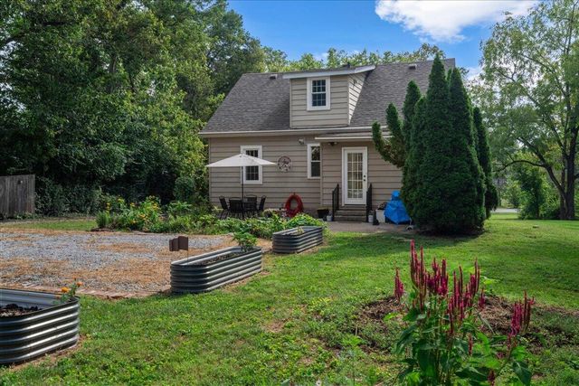 1079,1083 Shakertown Road, Danville, KY 40422