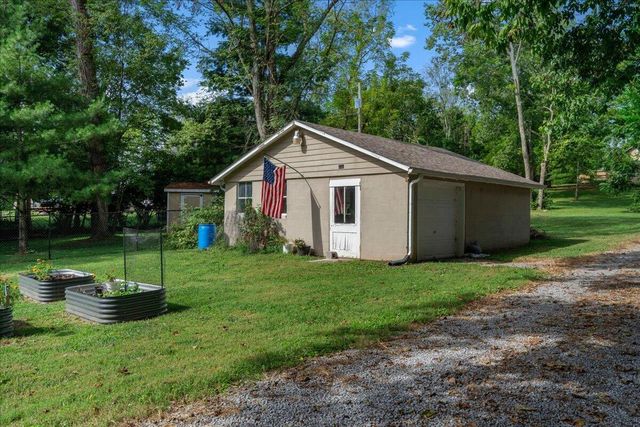 1079,1083 Shakertown Road, Danville, KY 40422