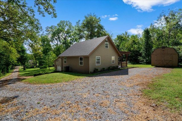1079,1083 Shakertown Road, Danville, KY 40422