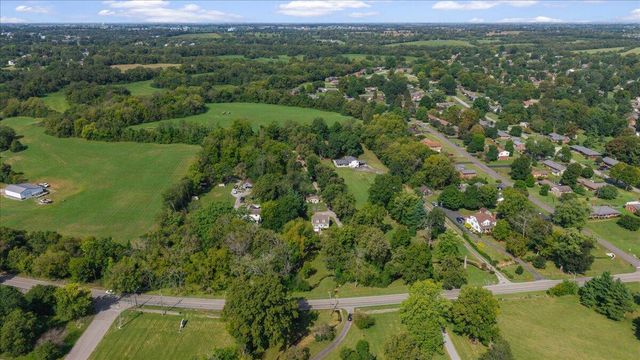 1079,1083 Shakertown Road, Danville, KY 40422