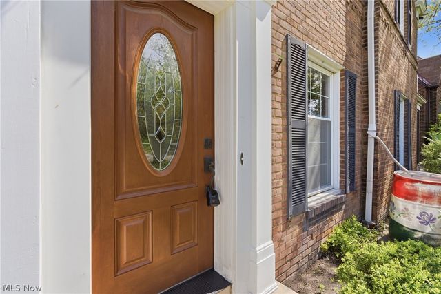 3697 Washington Boulevard, University Heights, OH 44118