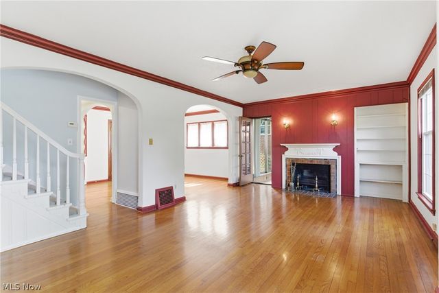 3697 Washington Boulevard, University Heights, OH 44118