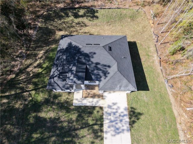 2640 W Fairway Loop, Citrus Springs, FL 34434