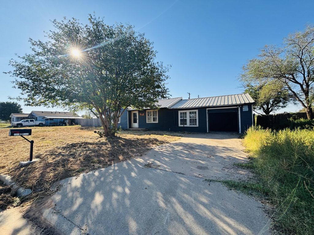 116 E 75th Street, Lubbock, TX 79404