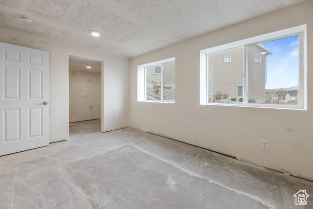 1368 E CLIPPER PEAKS, Eagle Mountain, UT 84005