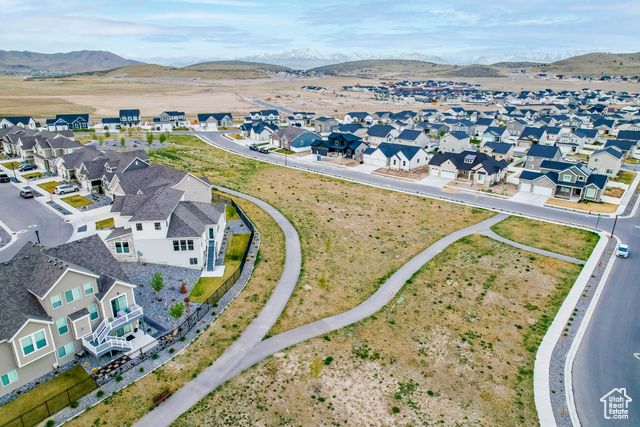 1368 E CLIPPER PEAKS, Eagle Mountain, UT 84005
