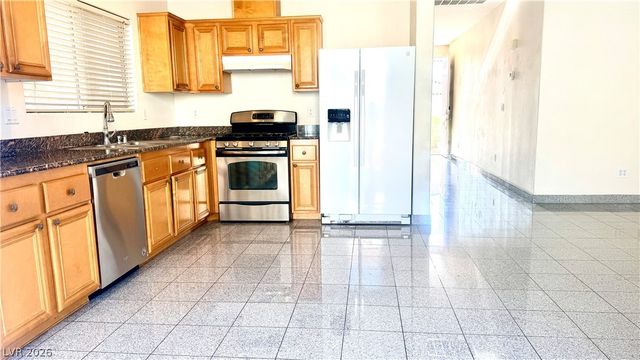 144 Temple Wood Court, Las Vegas, NV 89148