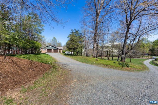 3505 SARAH DR, Charlottesville, VA 22911