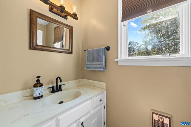 3505 SARAH DR, Charlottesville, VA 22911
